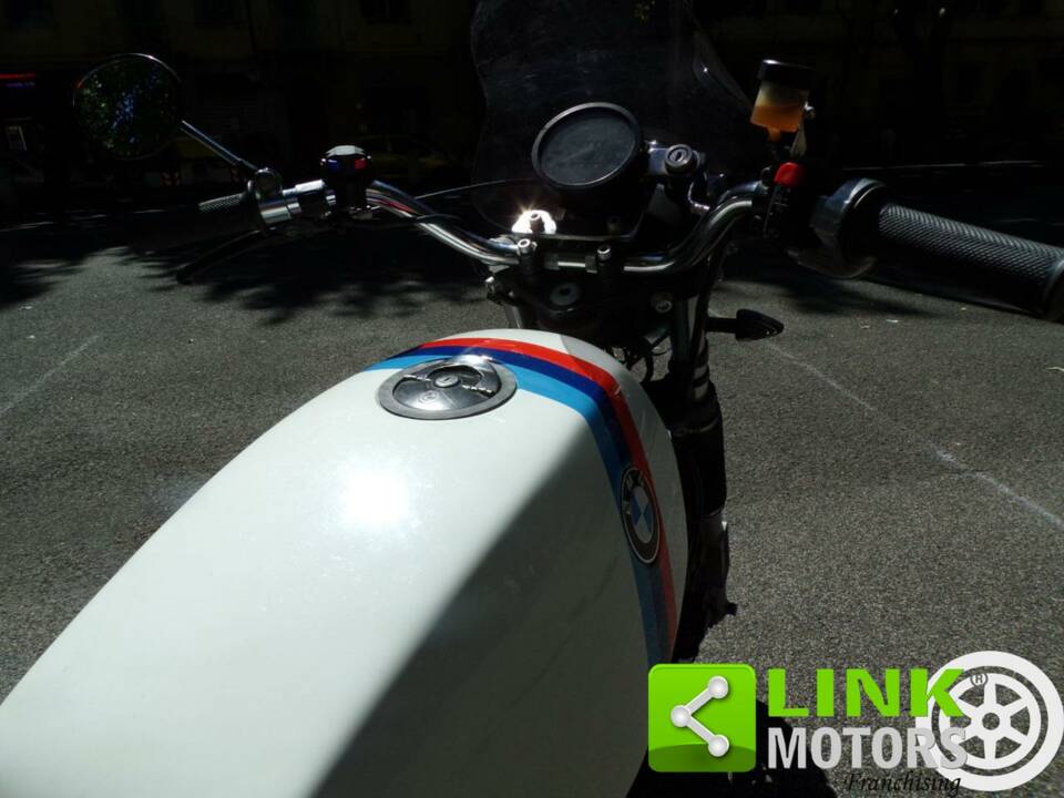 Bild 7/10 von BMW DUMMY (1980)