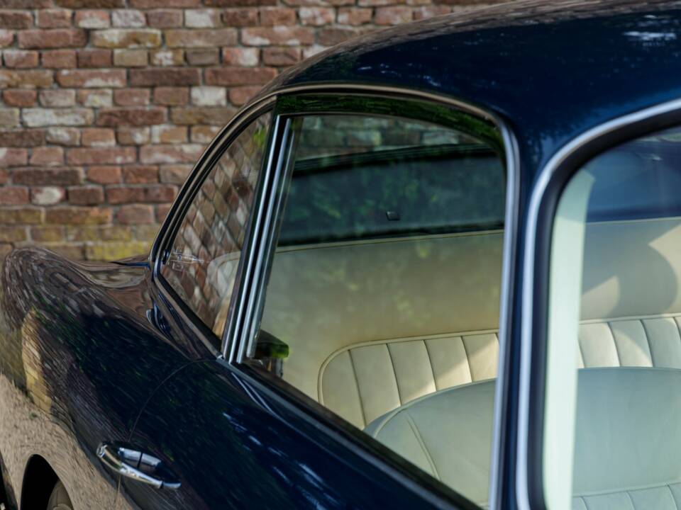 Afbeelding 33/50 van Aston Martin DB 4 Vantage (1962)