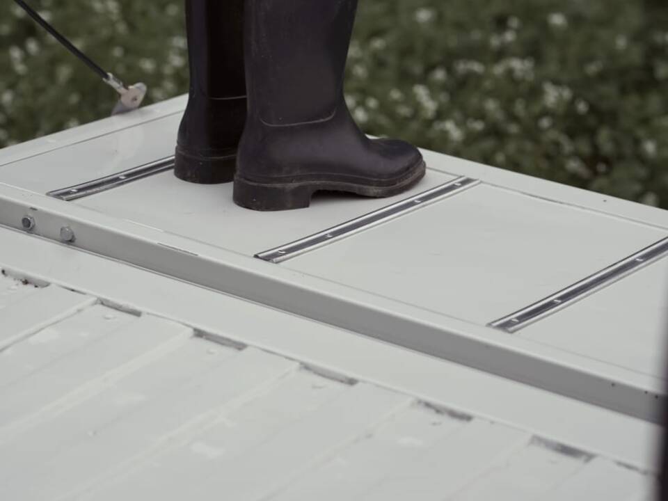 Image 24/32 of Land Rover Defender 130 Td5 Crew Cab (1999)