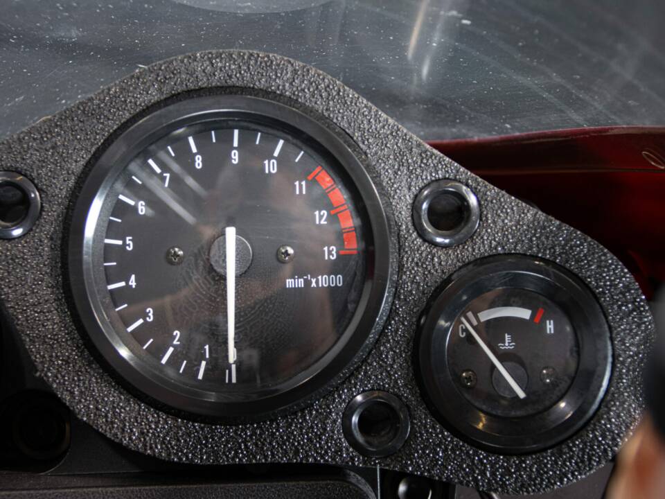 Immagine 44/50 di Honda CBR 900RR Fireblade (1996)