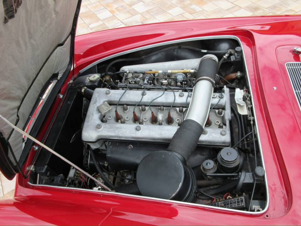 Bild 28/37 von Alfa Romeo 2600 Spider (1966)