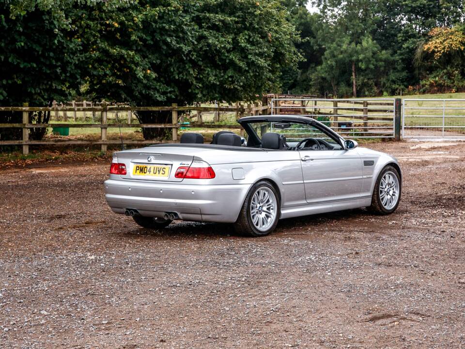 Image 19/50 de BMW M3 (2004)