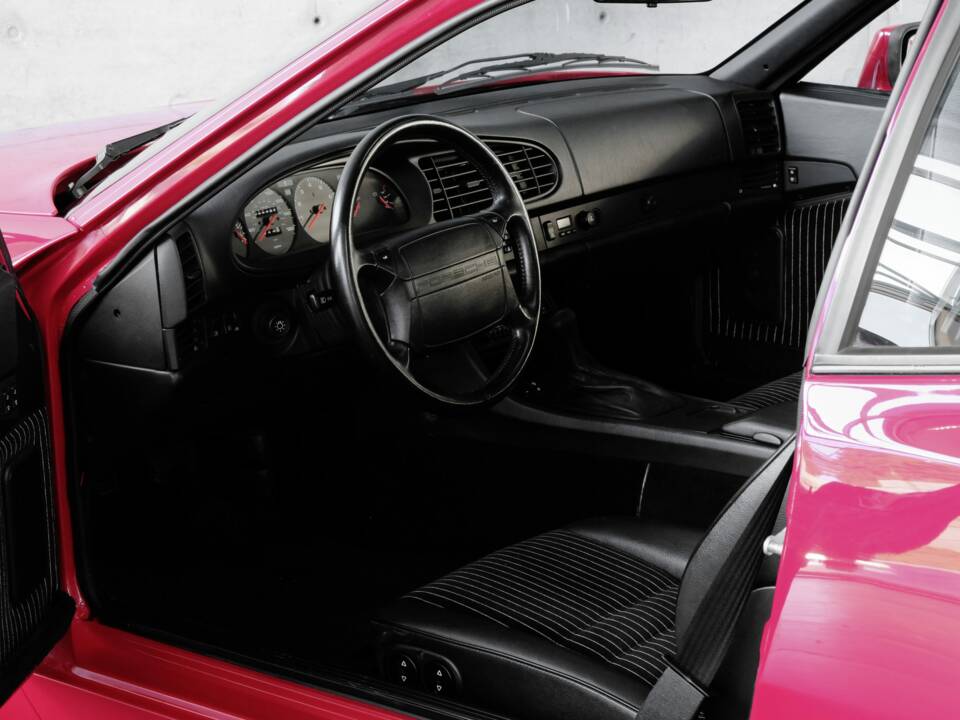 Bild 15/50 von Porsche 944 S2 (1990)