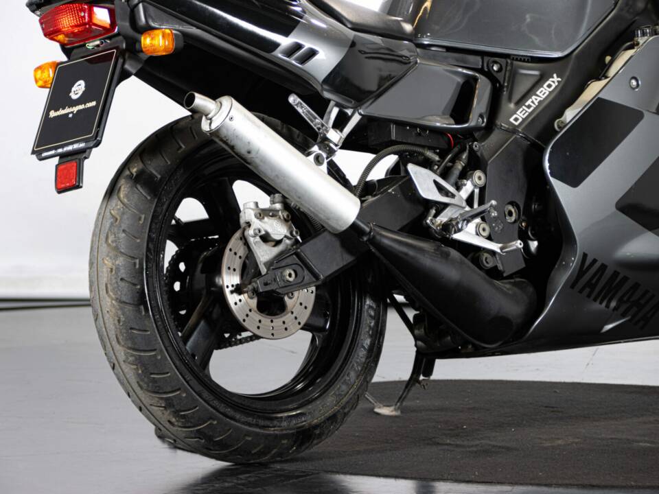 Bild 10/49 von Yamaha TZR 125 R (1994)
