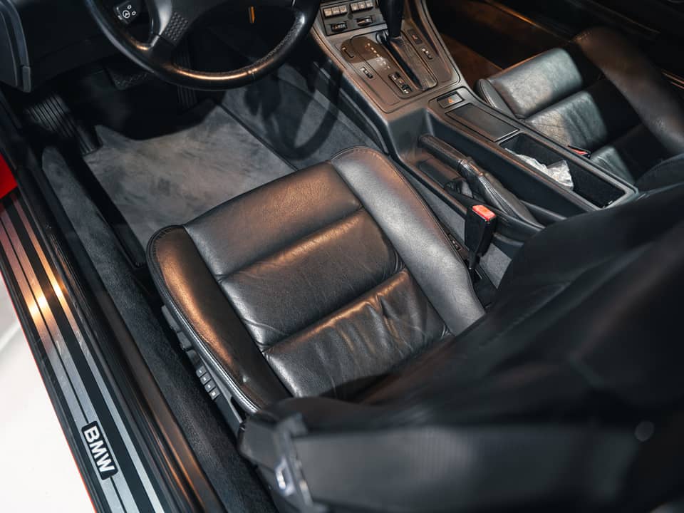 Image 27/33 of BMW 850i (1991)