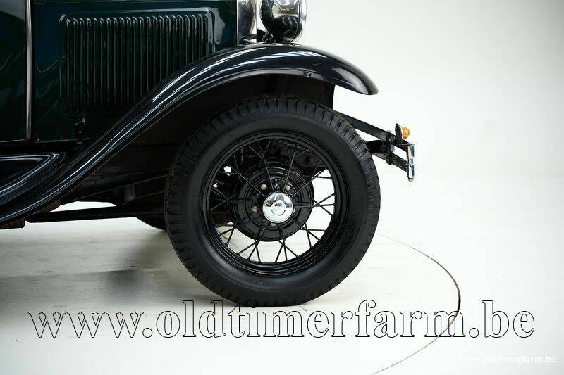 Image 10/15 of Ford Model A Tudor Sedan (1930)