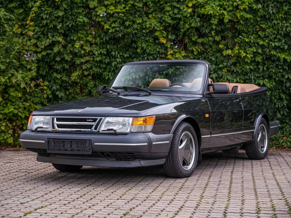 Image 14/89 of Saab 900 Turbo S 16V (1993)