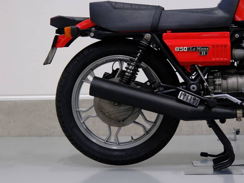 Immagine 10/75 di Moto Guzzi 850 LeMans II (1980)