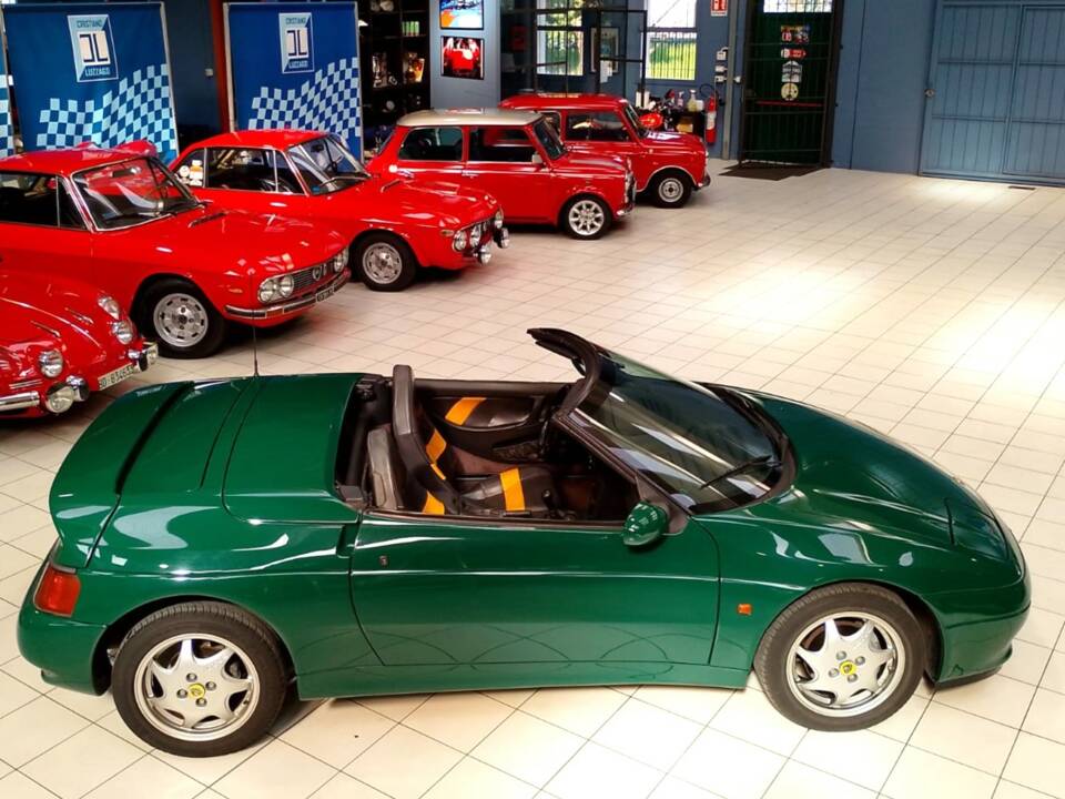 Image 12/46 of Lotus Elan SE (1992)