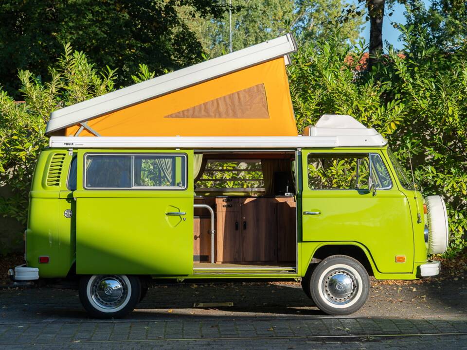 Image 22/50 de Volkswagen T2b Westfalia (1978)