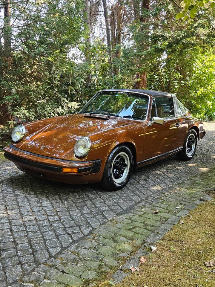 Bild 26/44 von Porsche 911 2.7 (1974)