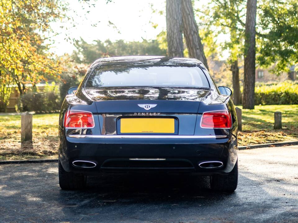 Immagine 7/31 di Bentley Continental Flying Spur (2013)