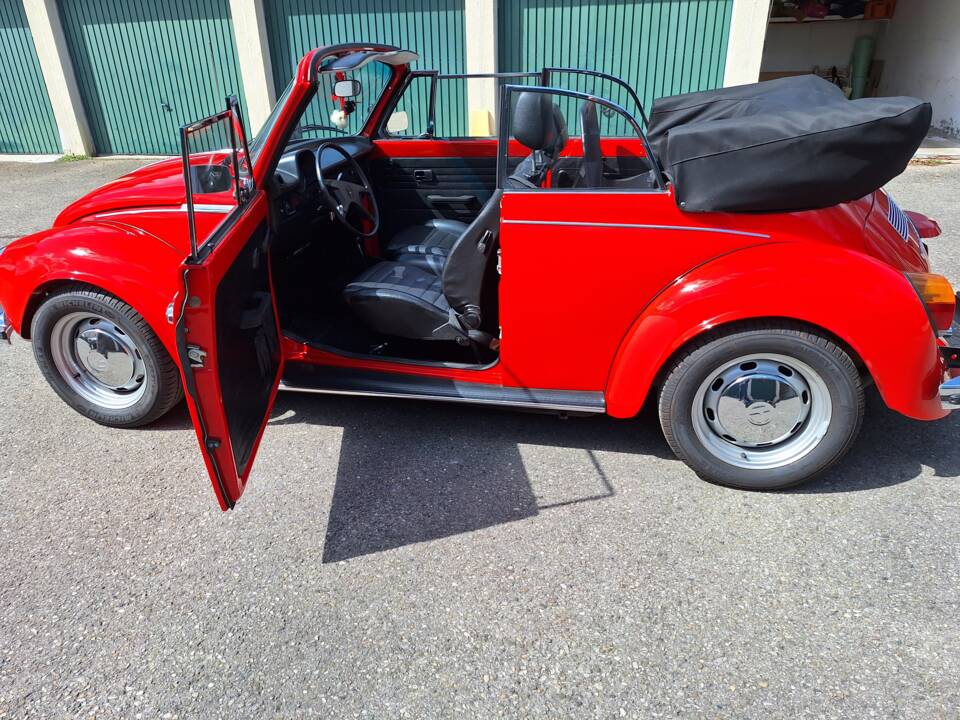 Image 5/8 of Volkswagen Beetle 1303 LS (1979)