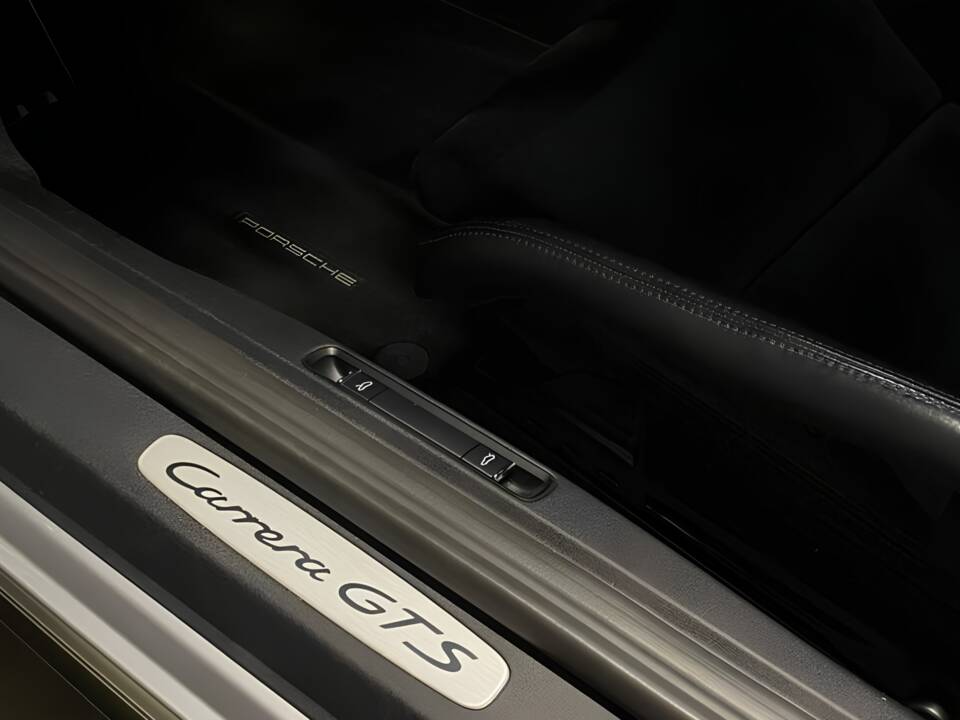 Bild 5/6 von Porsche 911 Carrera GTS (2018)