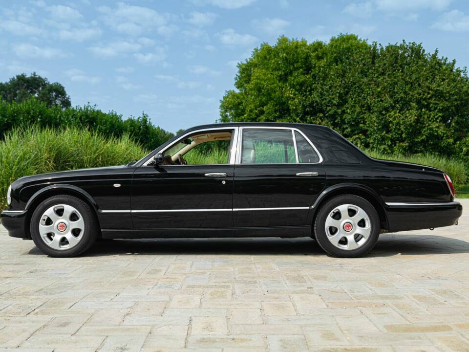 Immagine 5/50 di Bentley Arnage Red Label (1999)