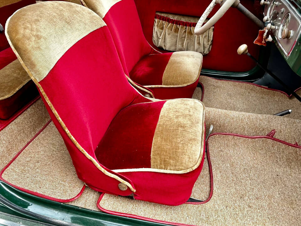 Image 9/12 de FIAT 500 C Topolino (1950)