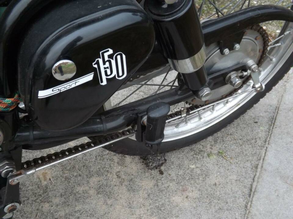 Immagine 43/50 di Gilera 150 Sport (1955)