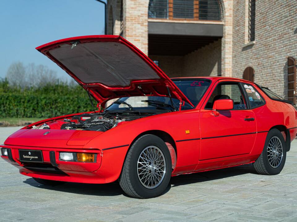 Image 49/50 of Porsche 924 (1983)