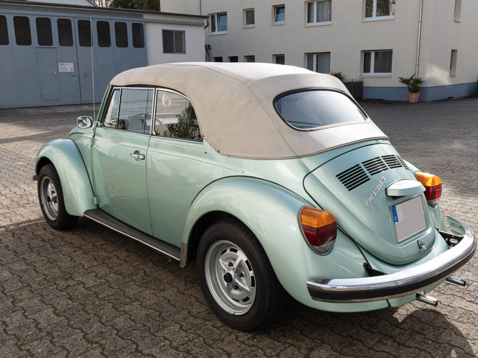 Immagine 8/12 di Volkswagen Käfer 1303 LS (1978)