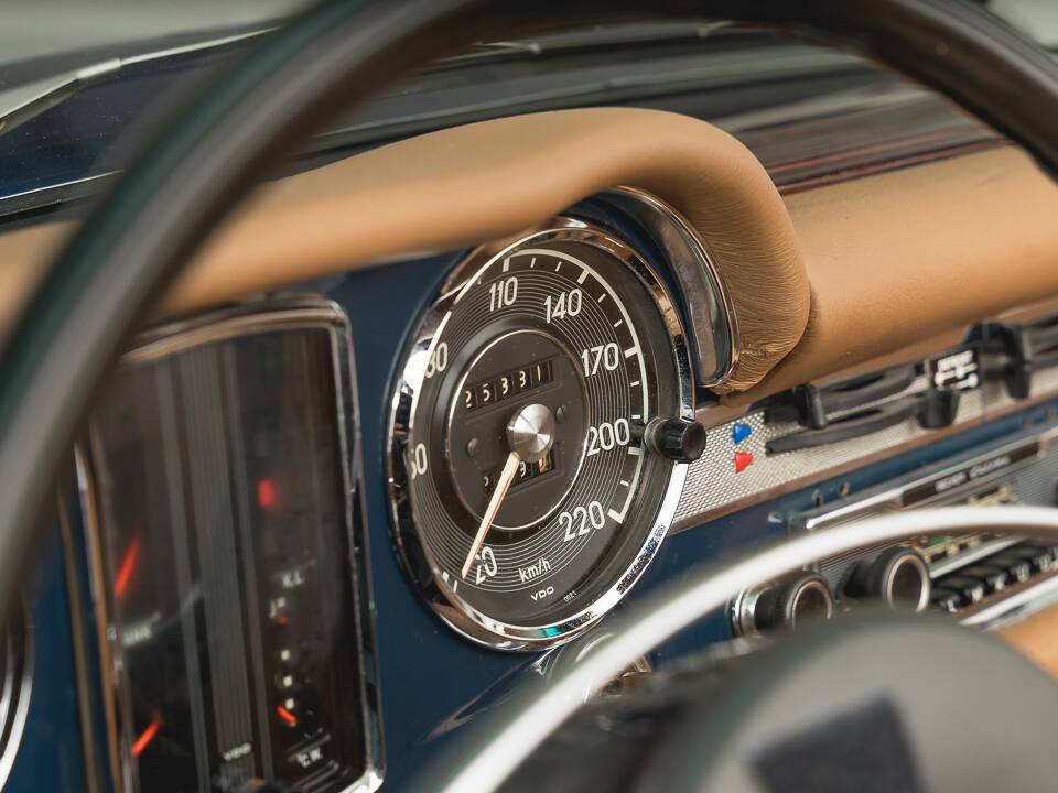 Bild 16/27 von Mercedes-Benz 280 SL (1969)