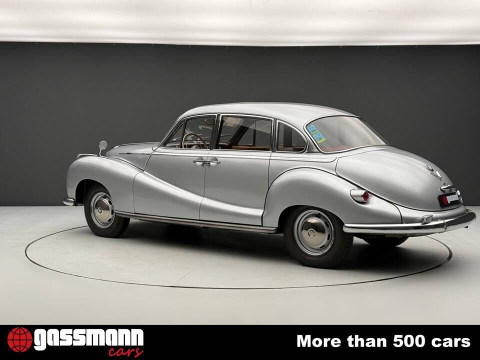 Image 6/15 of BMW 502 (1958)