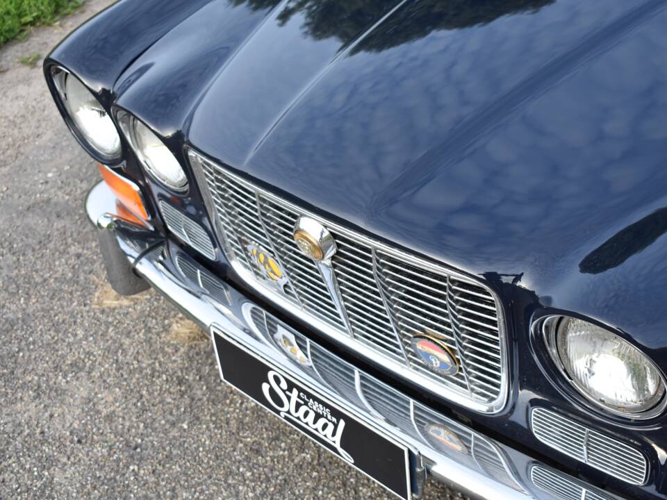 Bild 10/37 von Jaguar XJ 6 4.2 (1972)