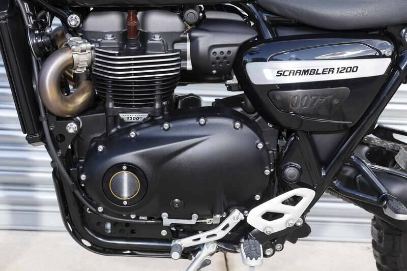 Afbeelding 40/50 van Triumph Scrambler 1200 Bond Edition (2020)