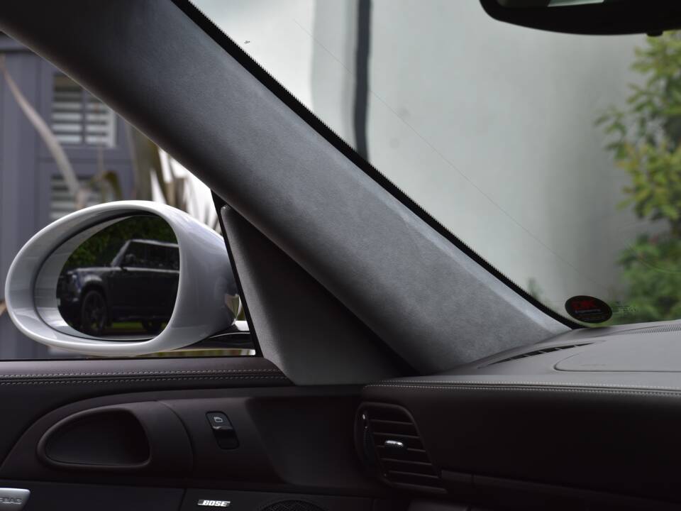 Image 33/50 of Porsche 911 Sport Classic (2010)