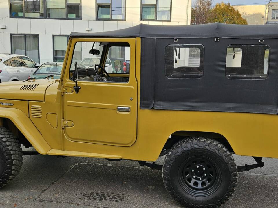 Immagine 4/8 di Toyota Land Cruiser FJ 43 (1981)