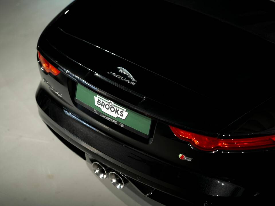 Bild 13/44 von Jaguar F-Type S (2014)