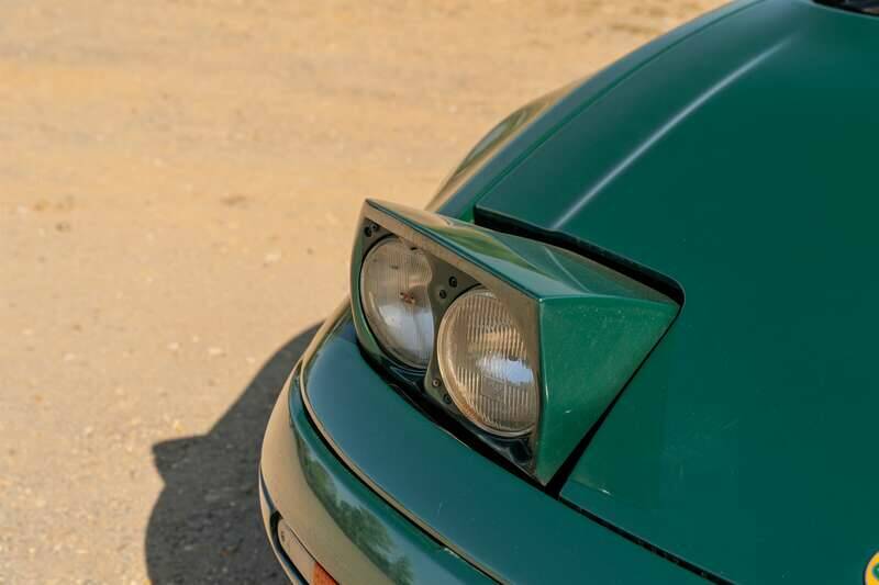 Image 32/50 of Lotus Elan (1991)