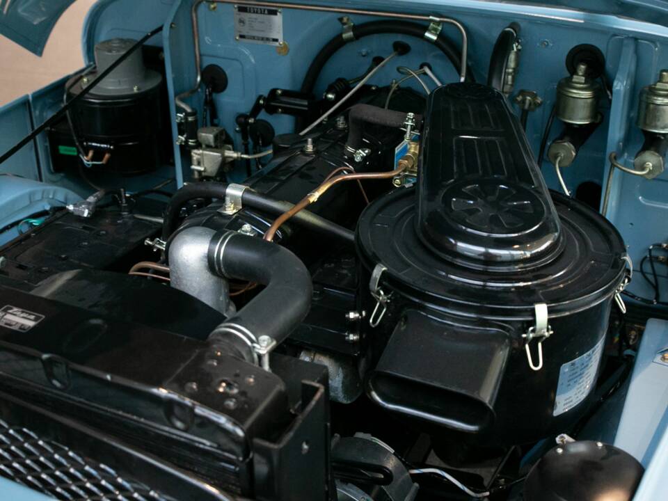 Bild 7/12 von Toyota Landcruiser FJ 45 (1967)