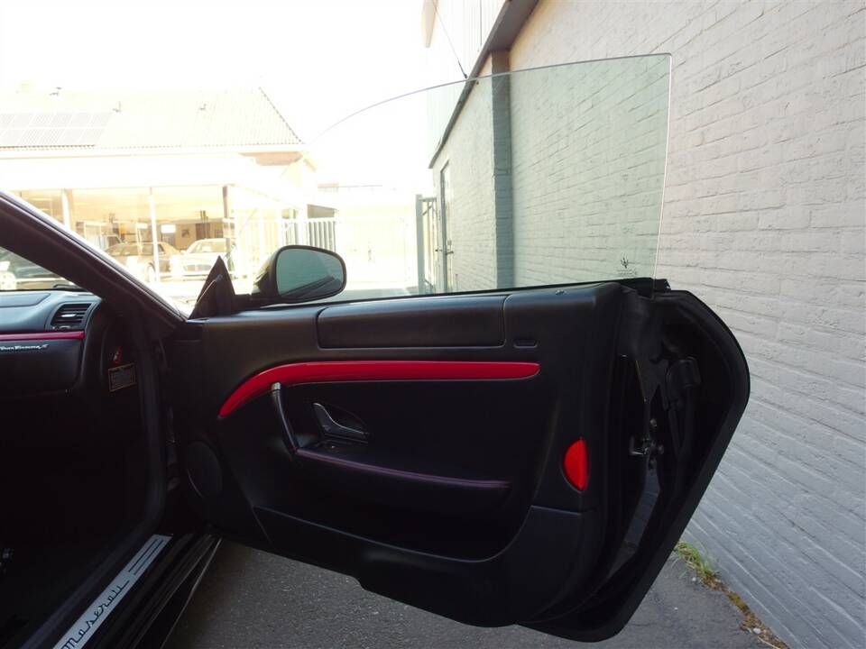 Bild 60/100 von Maserati GranTurismo S (2008)