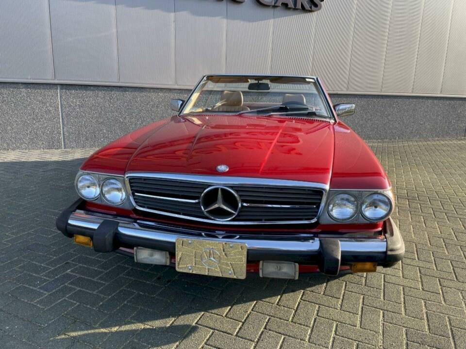 Image 11/36 de Mercedes-Benz 560 SL (1987)