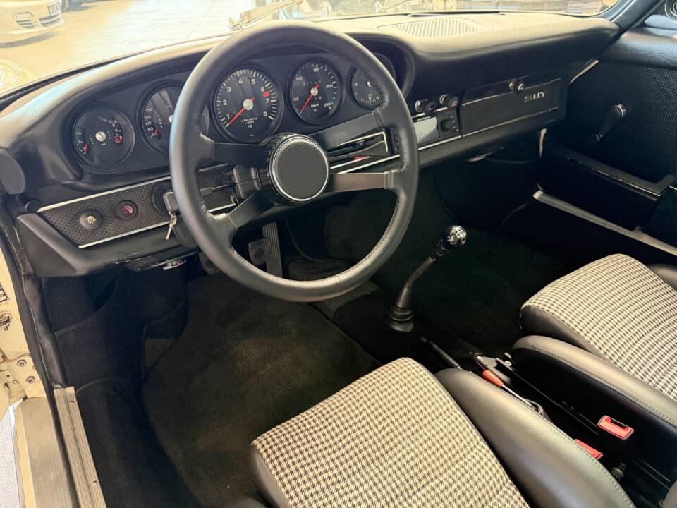 Obraz 31/70 pojazdu Porsche 911 2.2 T (1970)