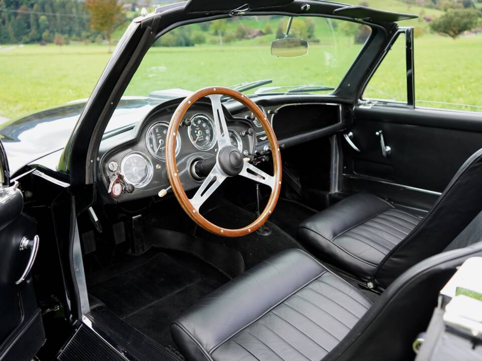 Imagen 21/32 de Aston Martin DB 2/4 Mk III (1959)