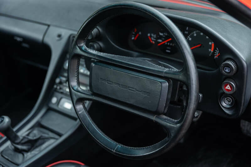 Image 43/50 of Porsche 928 S (1986)