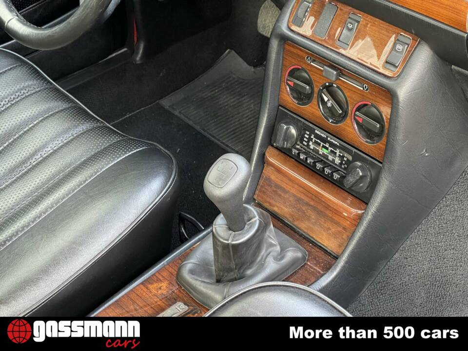 Image 11/15 of Mercedes-Benz 280 CE (1980)