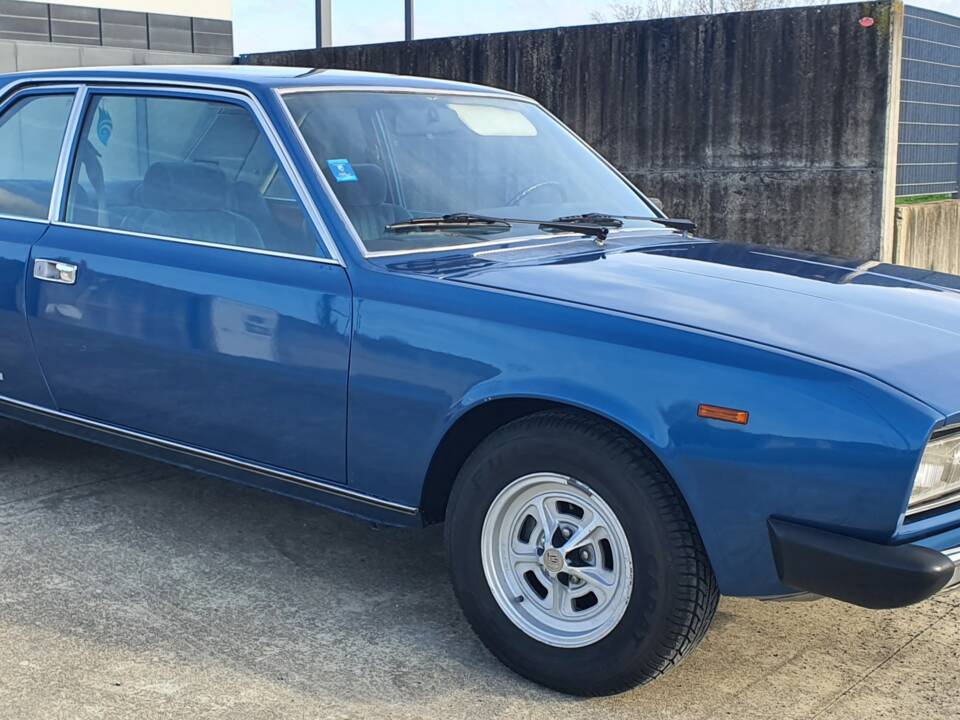 Bild 12/43 von FIAT 130 / 3200 (1975)