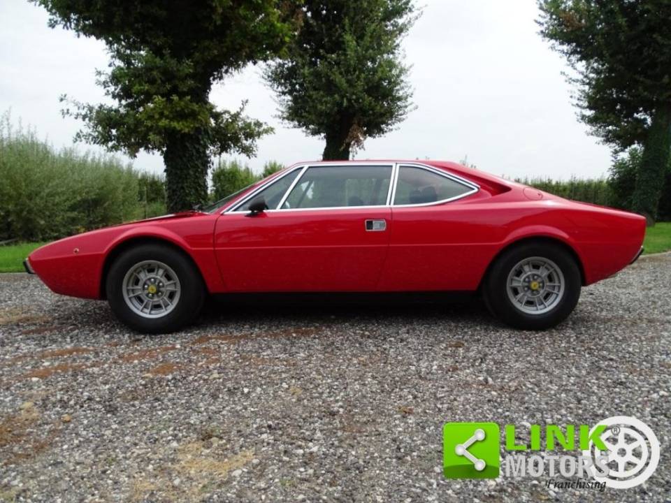 Bild 6/10 von Ferrari Dino 308 GT4 (1976)