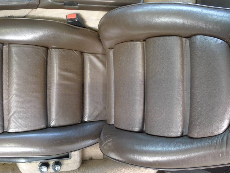 Bild 49/50 von Porsche 928 S (1986)