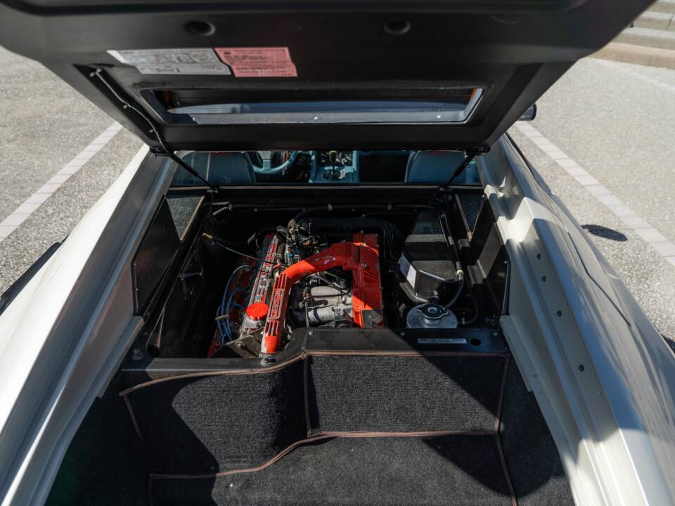 Imagen 6/7 de Lotus Esprit Turbo HC (1988)