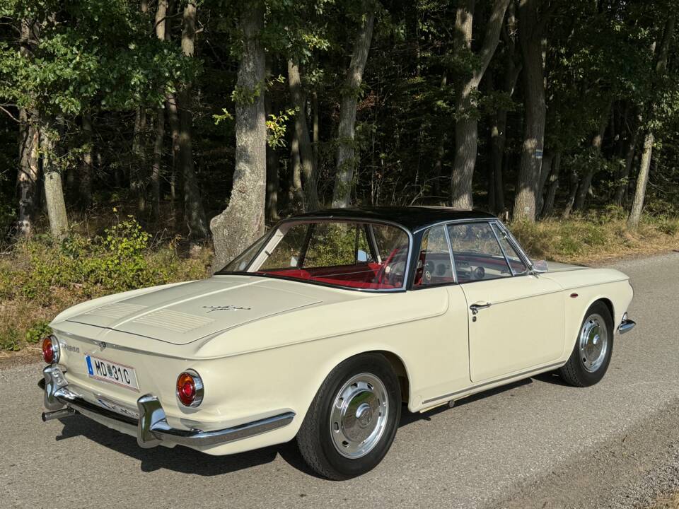 Image 19/45 of Volkswagen Karmann Ghia 1600 L (1966)