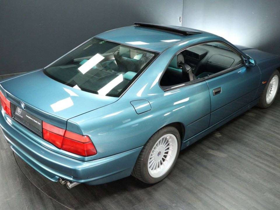 Image 6/30 de BMW 850CSi (1992)