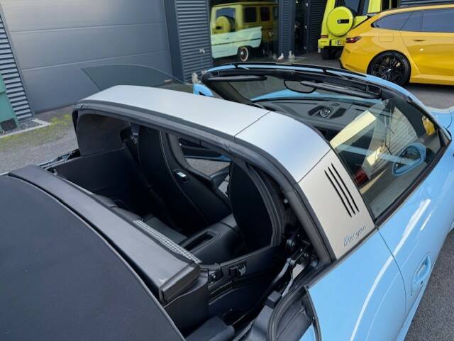 Immagine 19/27 di Porsche 911 Targa 4 GTS (2015)