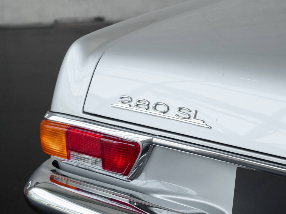 Image 39/50 de Mercedes-Benz 280 SL (1970)