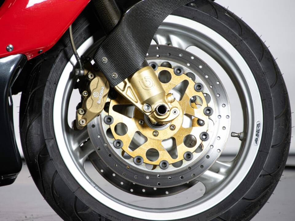 Immagine 33/50 di Bimota SB6-R (1999)