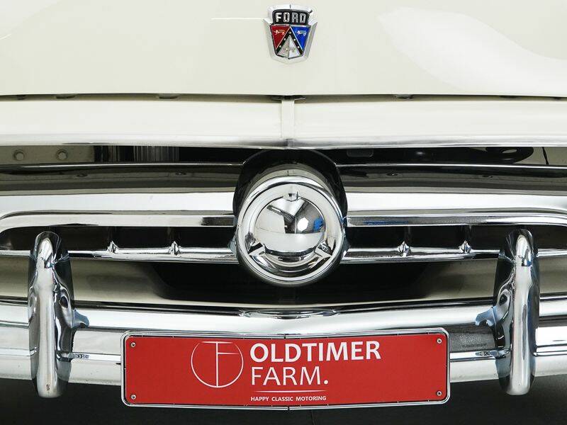 Imagen 13/15 de Ford Crestline Victoria (1954)