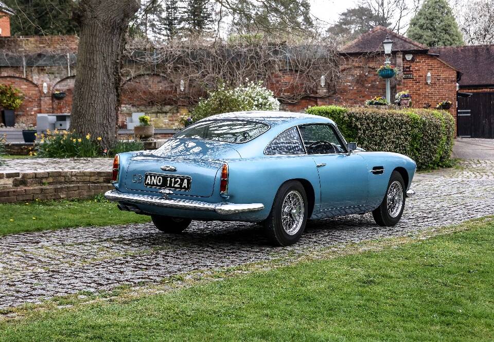 Afbeelding 13/30 van Aston Martin DB 4 (1959)