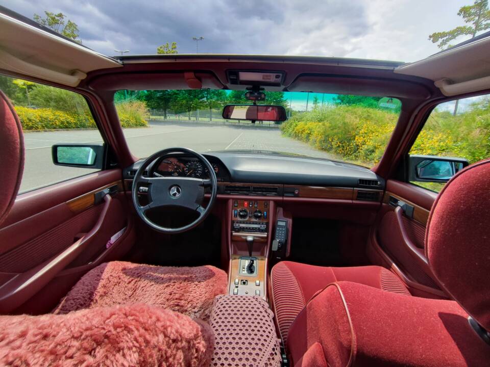 Bild 27/34 von Mercedes-Benz 420 SEL (1989)